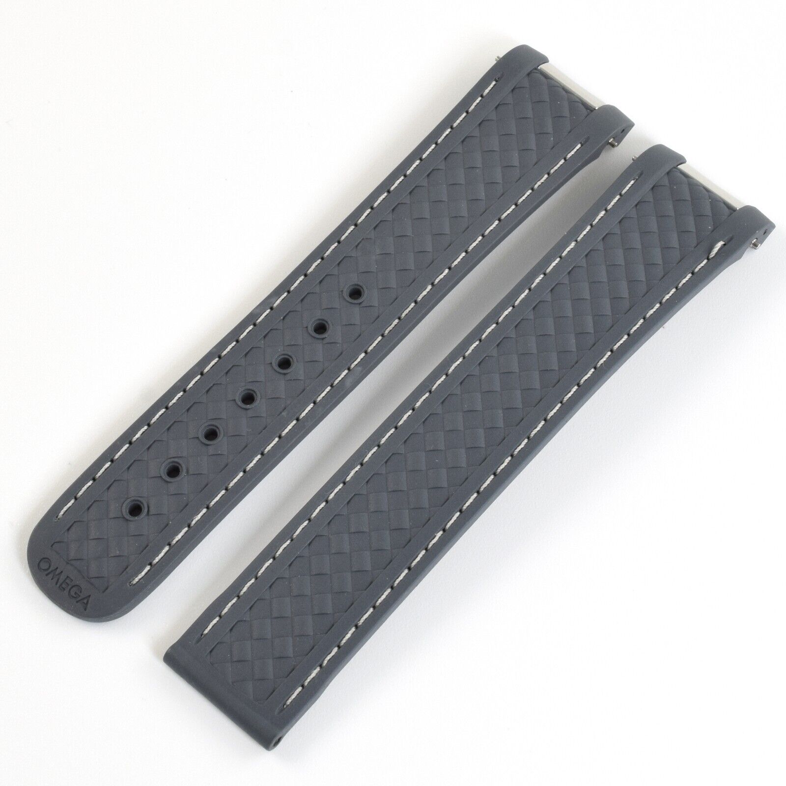 Authentic Omega Aqua Terra 41mm Blue Rubber 20mm to 18mm Strap Band CVZ007671 - Image 2