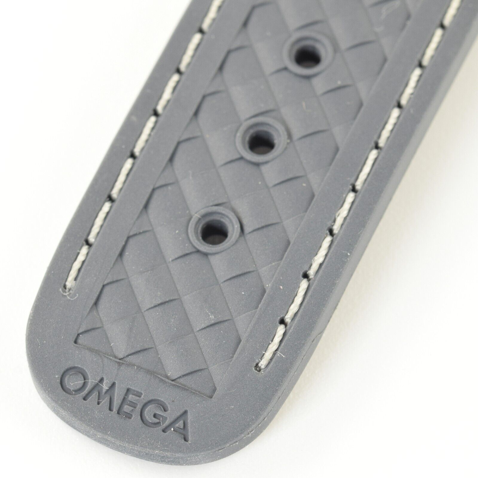 Authentic Omega Aqua Terra 41mm Blue Rubber 20mm to 18mm Strap Band CVZ007671 - Image 7