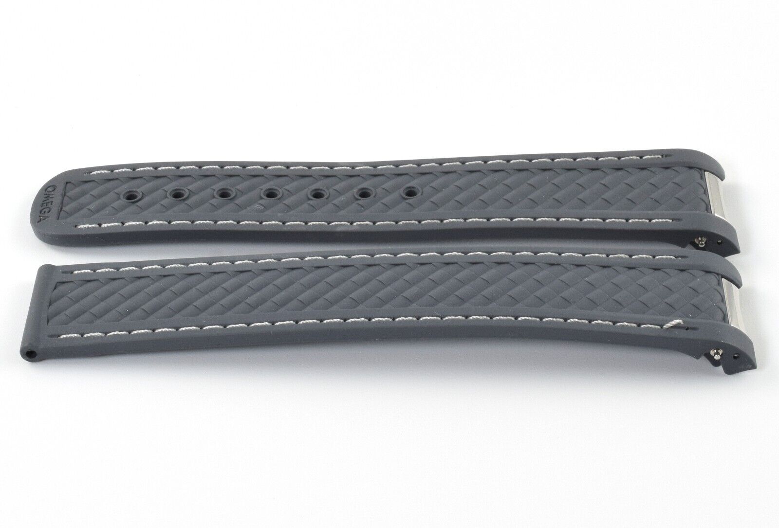 Authentic Omega Aqua Terra 41mm Blue Rubber 20mm to 18mm Strap Band CVZ007671 - Image 15