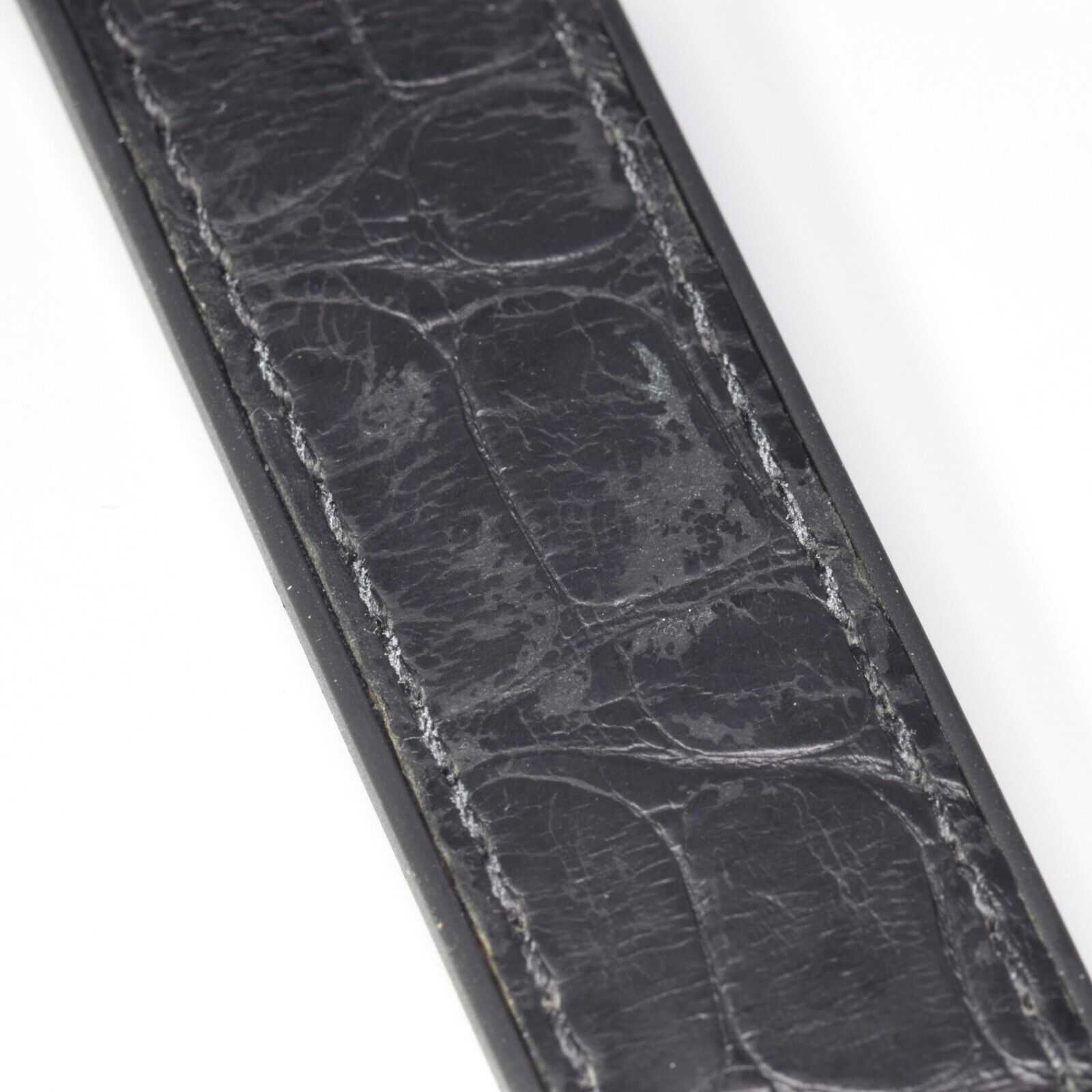 Authentic Omega Planet Ocean Deep Black RUZ005516 Rubber Strap – 22mm to 20mm - Image 6
