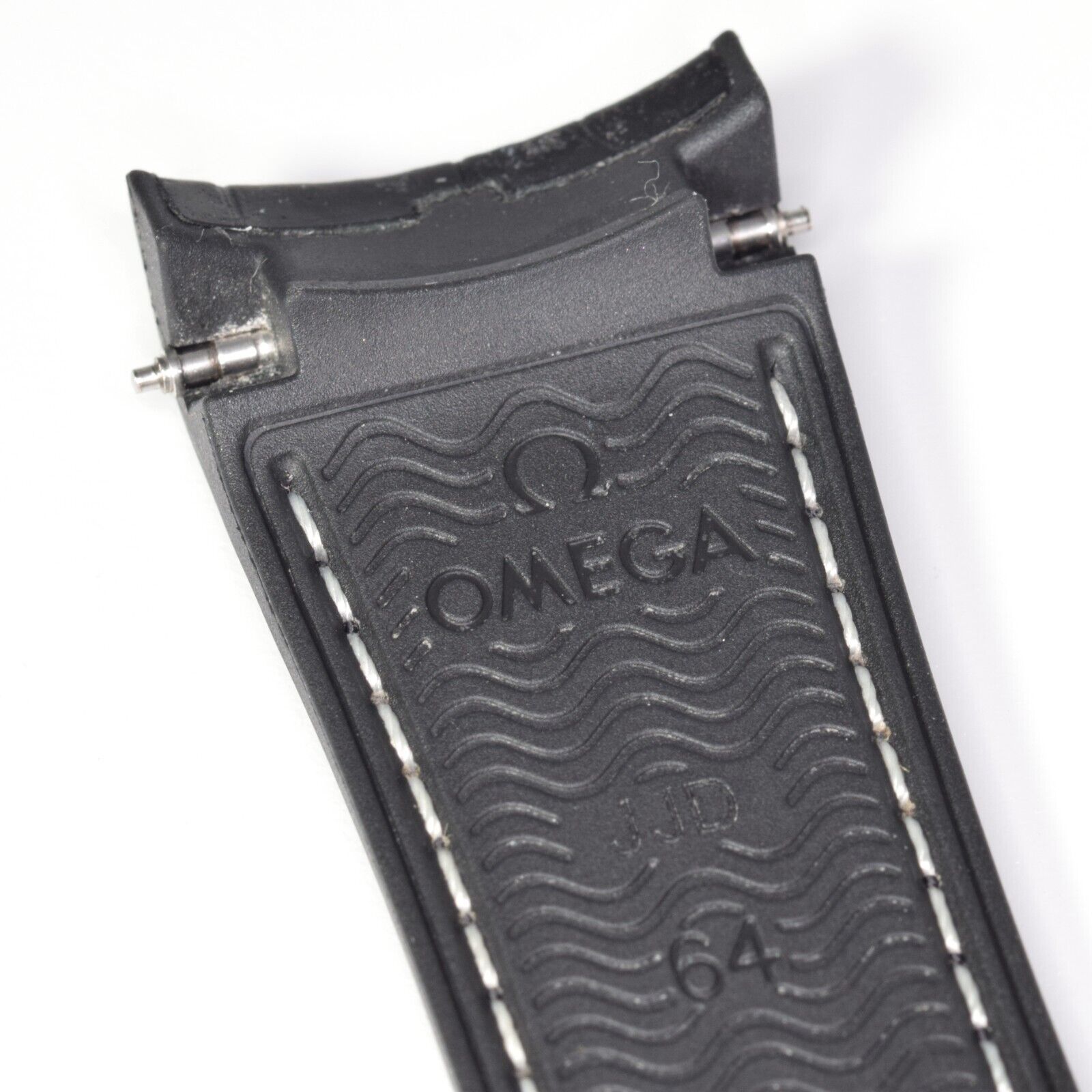 Authentic Omega Planet Ocean Deep Black RUZ005516 Rubber Strap – 22mm to 20mm - Image 13